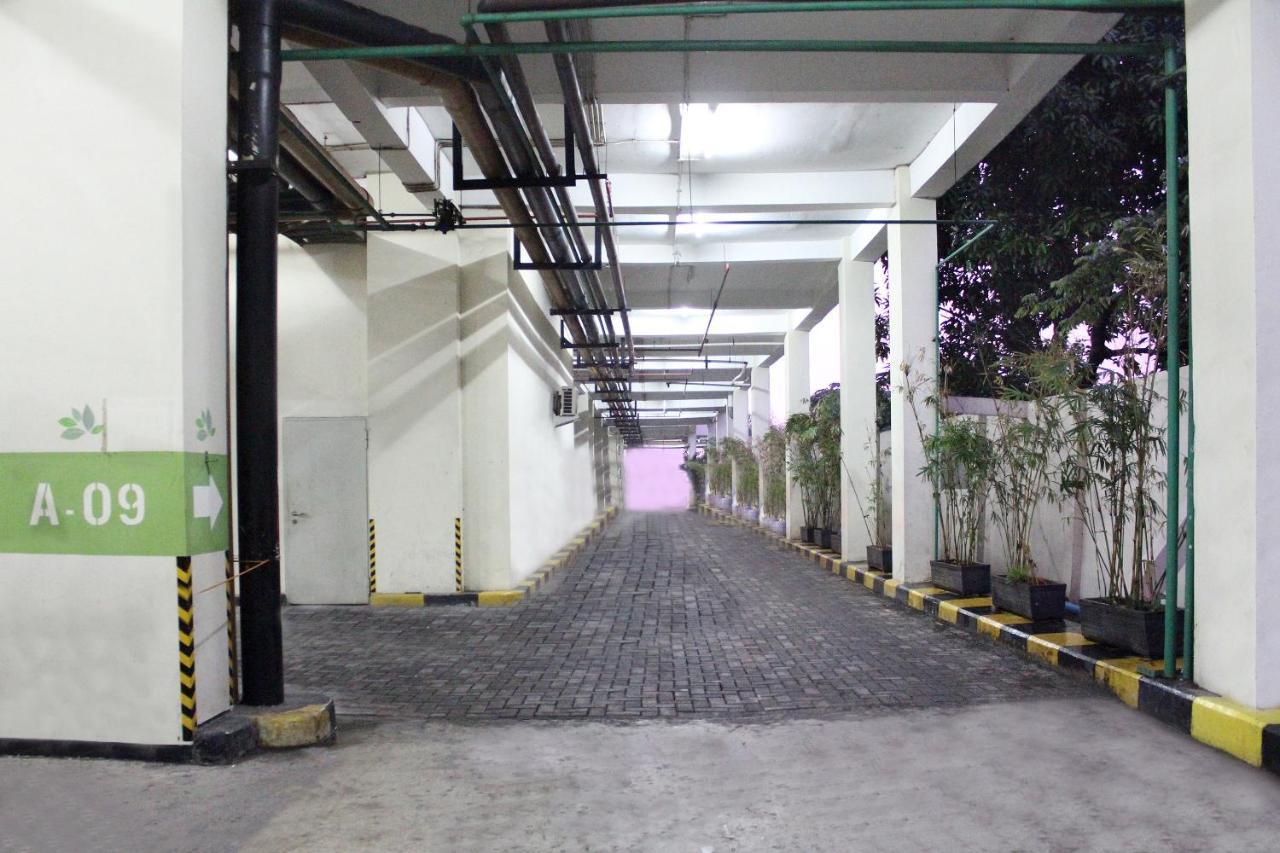 Oyo 266 Margonda Residence 5 Depok Exterior foto
