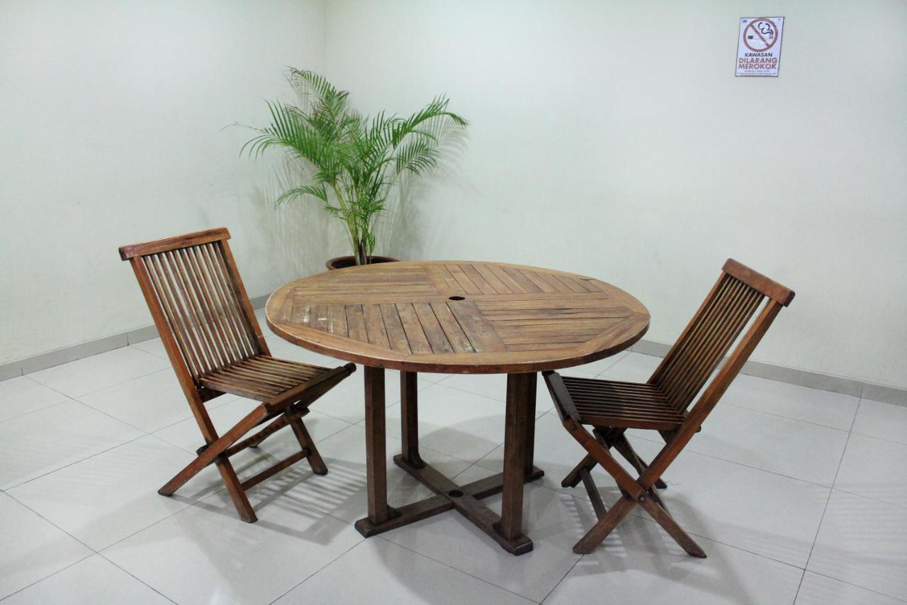 Oyo 266 Margonda Residence 5 Depok Exterior foto