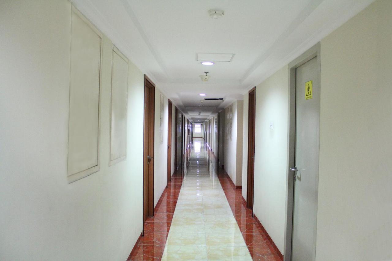 Oyo 266 Margonda Residence 5 Depok Exterior foto